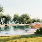 Privilegium 4* Λατζίζε