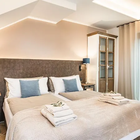 Privilegium 4* Lazise